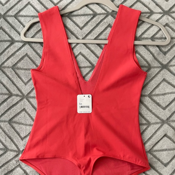 NEW WITH TAGS, free people pink pointsetta keep it sleek bodysuit - Picture 2 of 5